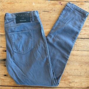 Womens Gray skinny Jeans